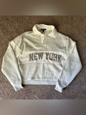‘NEW YORK’ Rugby Crop Pullover